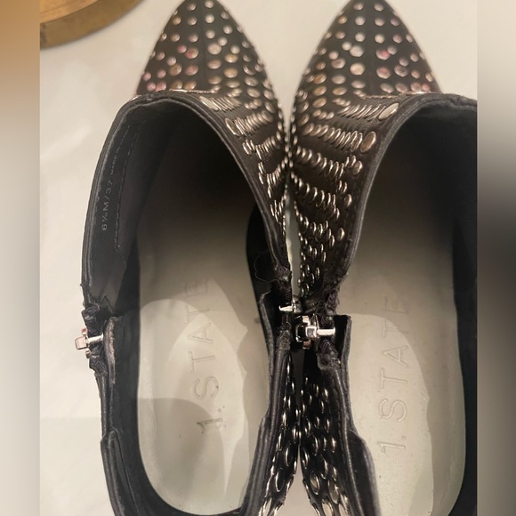 1 State studded booties in leather. Size 6.5 - Picture 3 of 5